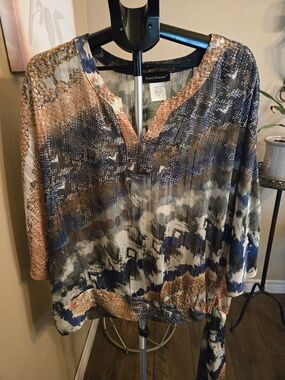 Travel Elements Women's Plus Printed V-Neck Semi Sheer Blouse